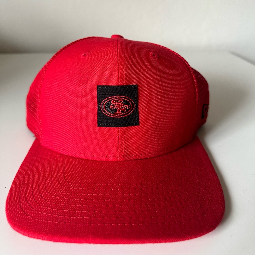 San Francisco 49ers Adjustable Trucker Hat Red